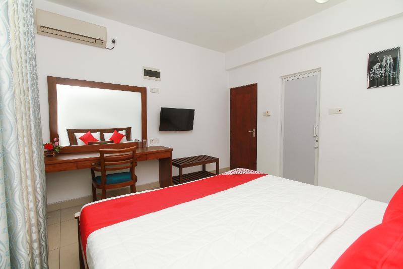 Oyo 126 Reliance Hotel Colombo Exterior foto